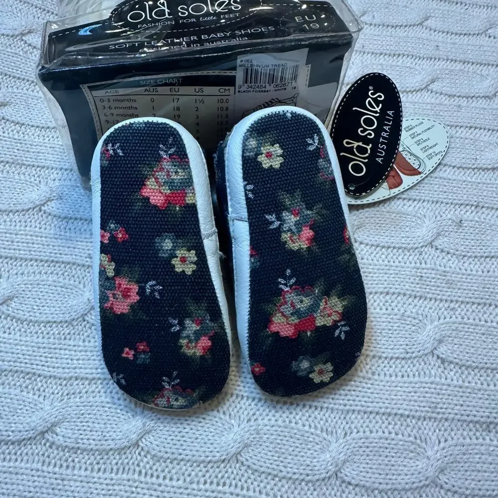New Old Soles Millennium Tread sz 19 (3) Black floral baby sneakers